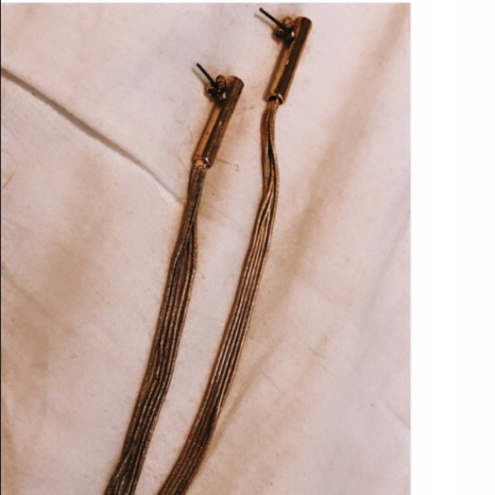 Gold rope fringe earrings